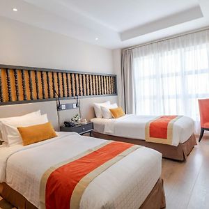 Premium Twin Room